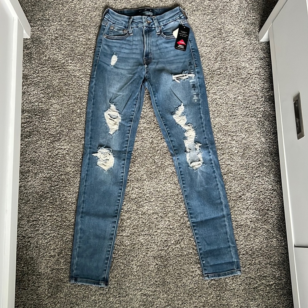 Aeropostale Light Jean (brand new w/ tag)